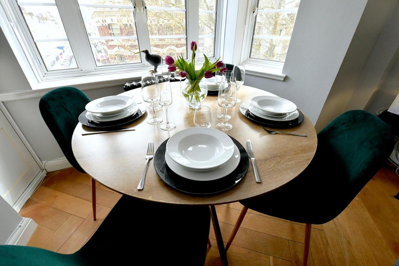 Stunning 2 Bed Art Deco In Earl's Ct By Jen's Homes 4 Londra