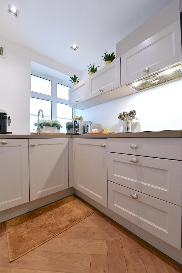 Stunning 2 Bed Art Deco In Earl's Ct By Jen's Homes 4 Londra